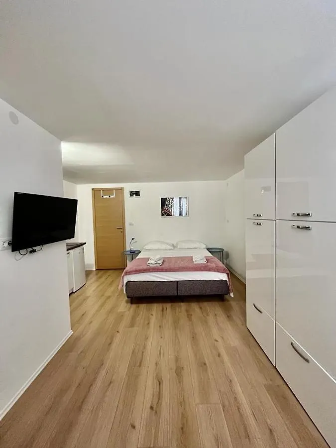 Apartmani Roza Pula Apartment